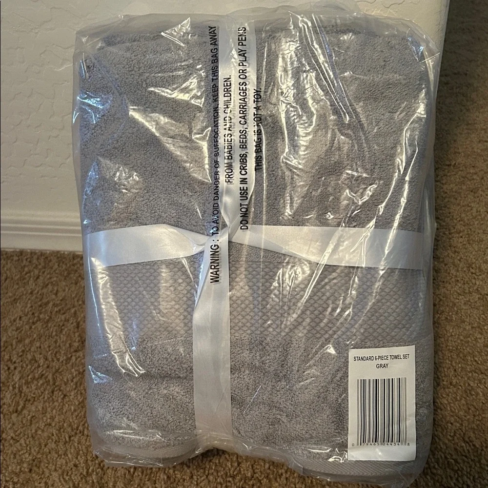 NWT, 6 piece towel set, gray - Picture 3 of 4